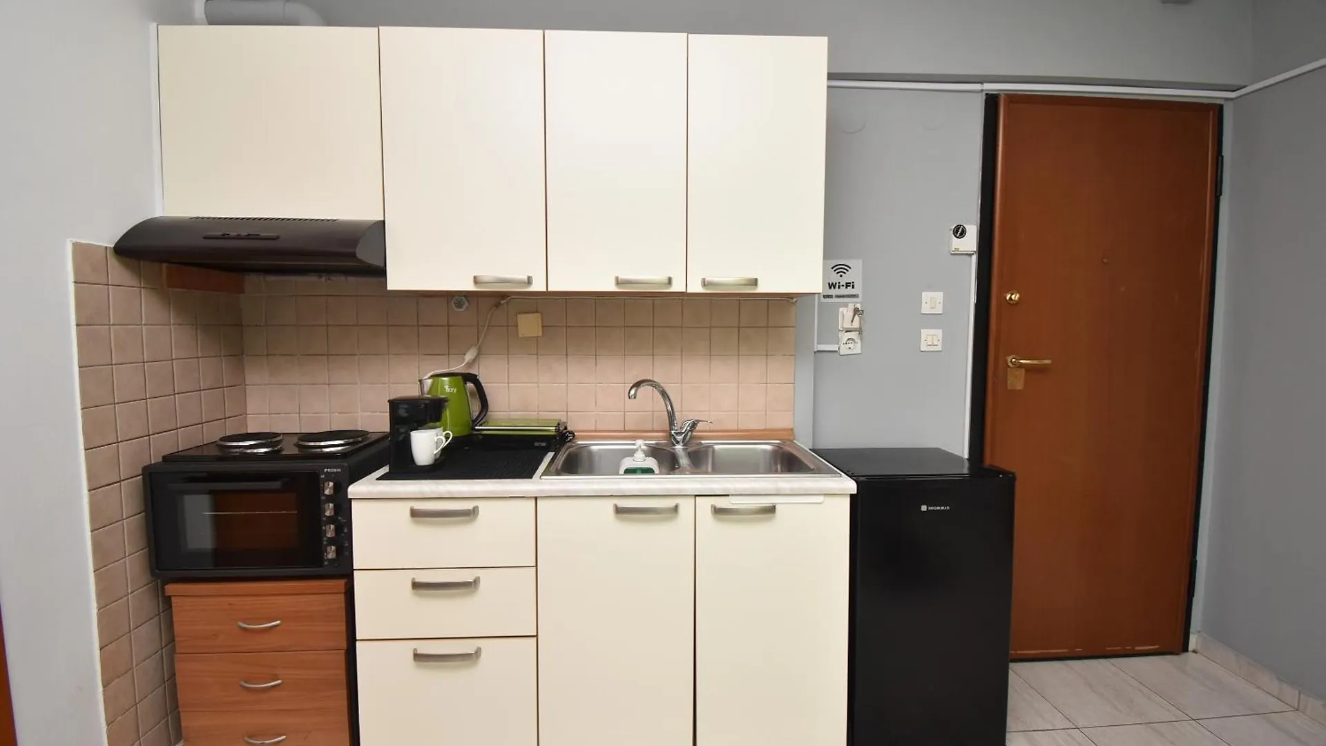 6Floorcenterthessaloniki Apartment